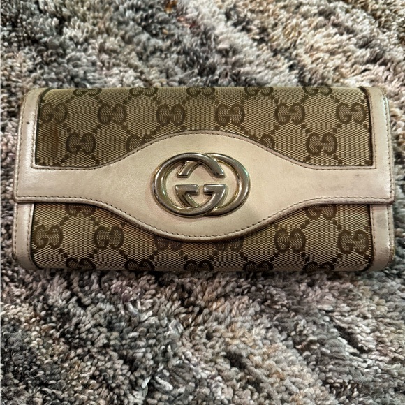 Gucci Canvas Clutch GG (Entrupy Authentication) - Picture 1 of 13
